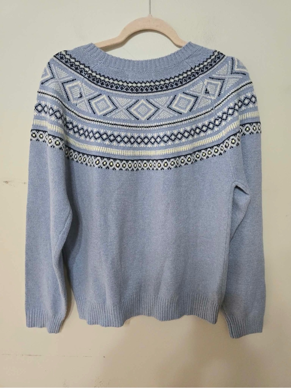 Weatherproof Light Blue Fair Isle Crewneck Sweater with Navy & Cream Accents